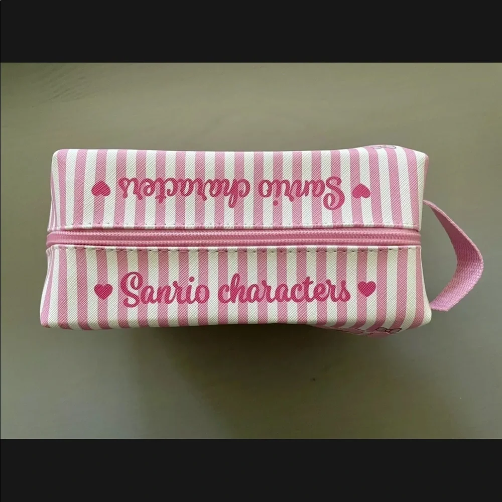 Hello Kitty Travel Pouch Bag NEW Faux Leather Zip School Pencil Case Cosmetic